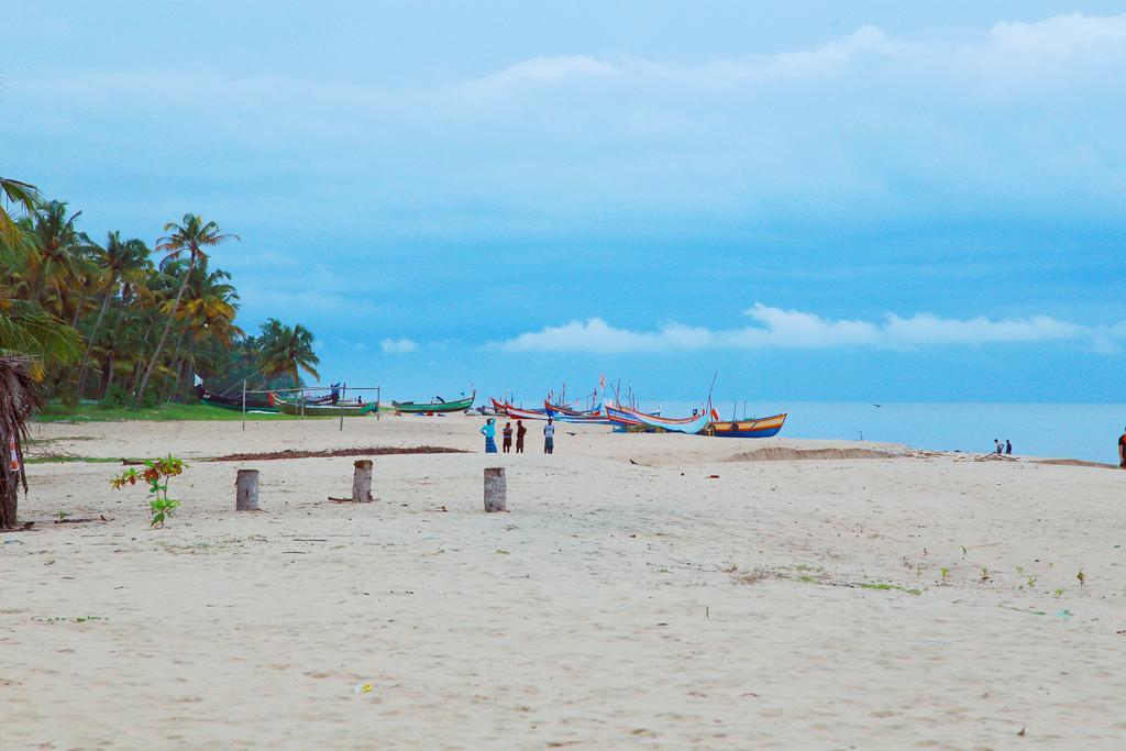 Marari Anandu Beach Villa Mararikulam Extérieur photo